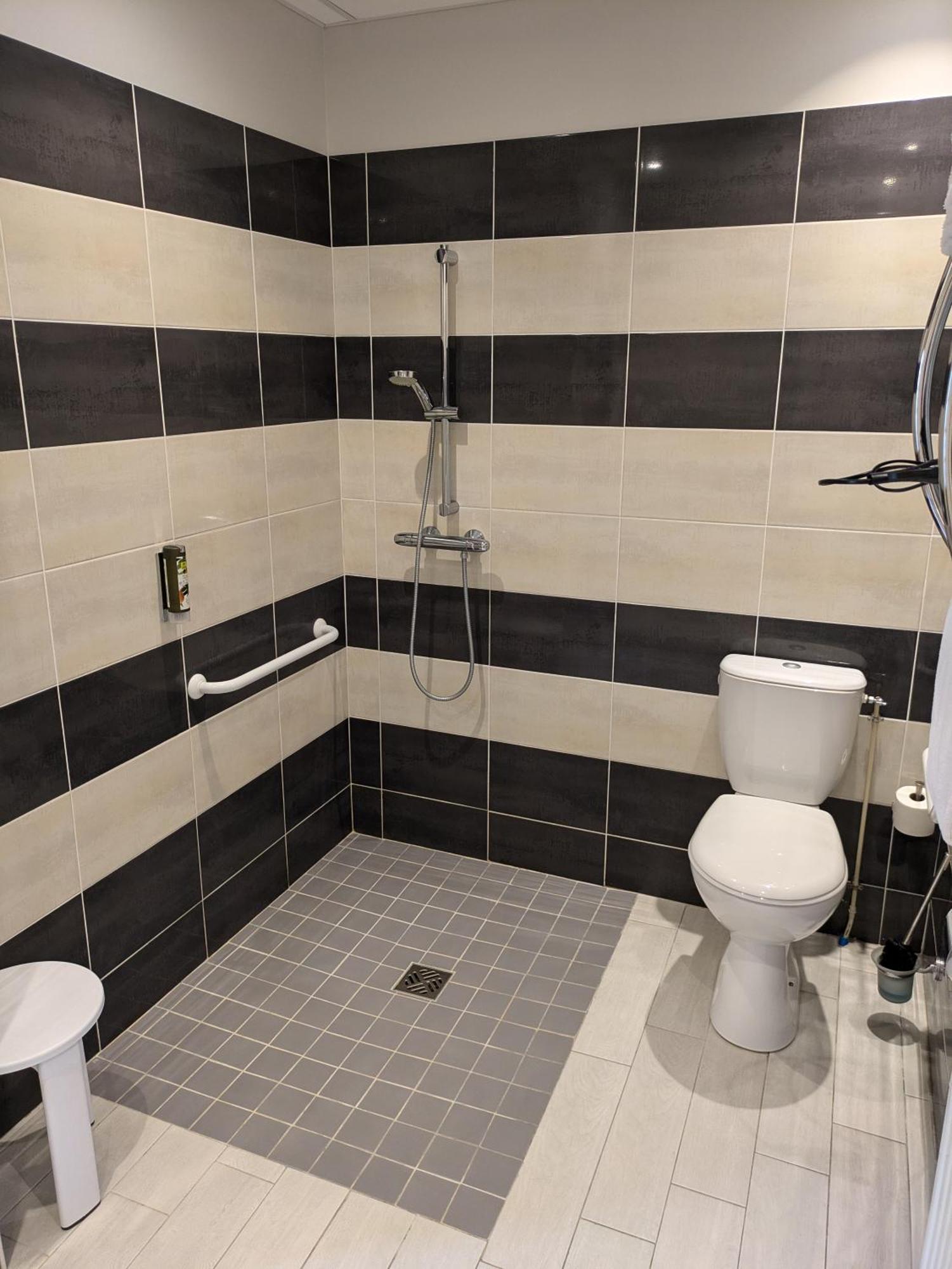 Logis Hotel Le Saint Florent Mont-pres-Chambord Екстер'єр фото