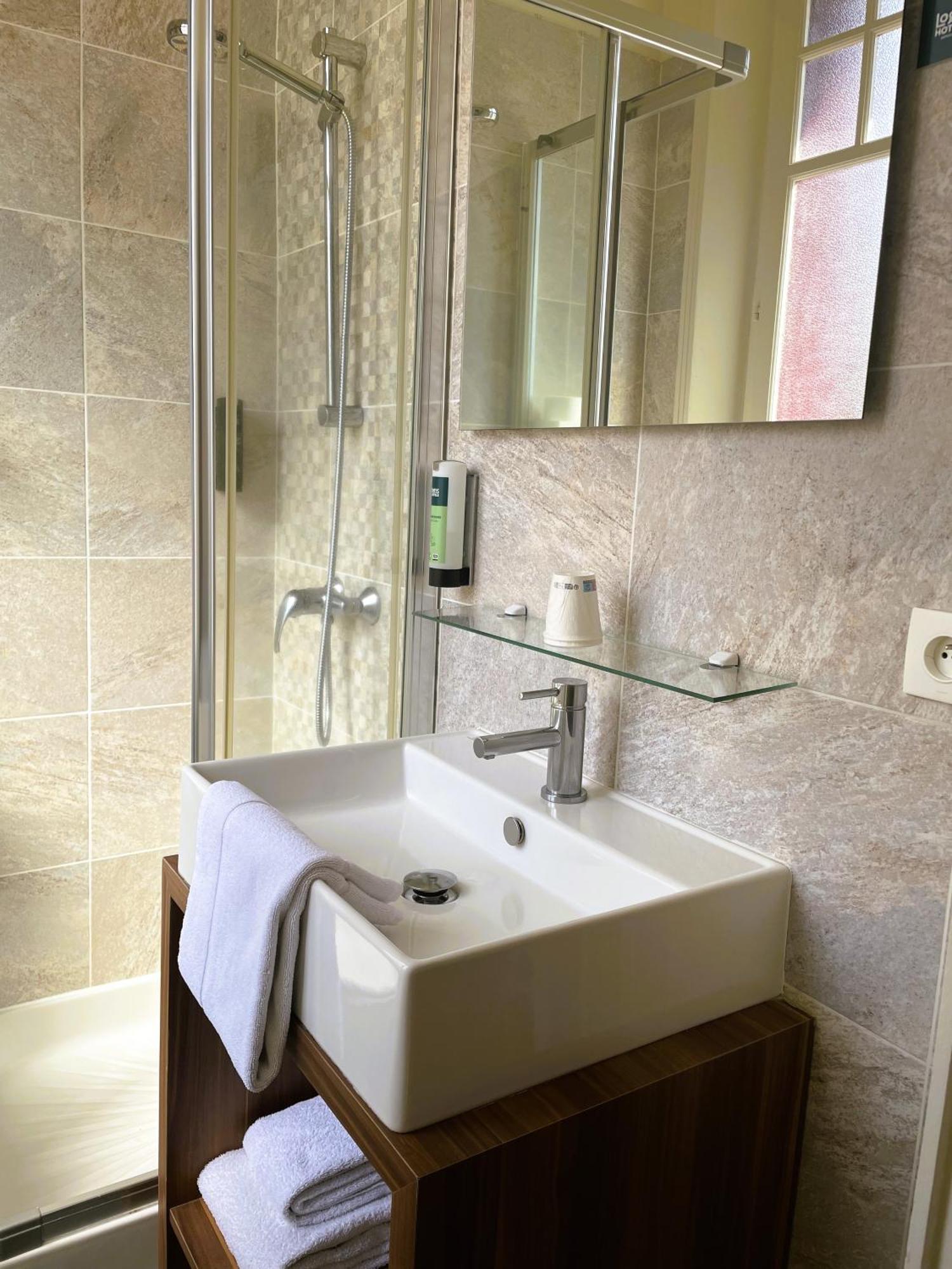 Logis Hotel Le Saint Florent Mont-pres-Chambord Екстер'єр фото